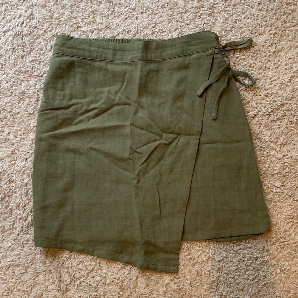 Green skirt